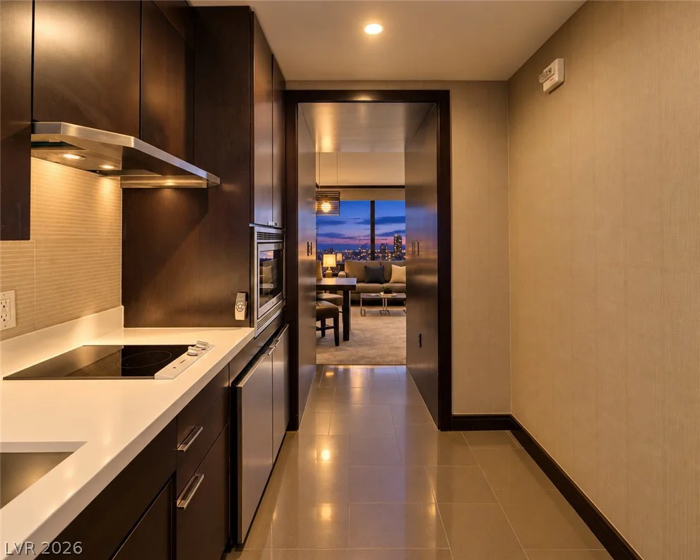 2600 HARMON, Las Vegas, NV 89109