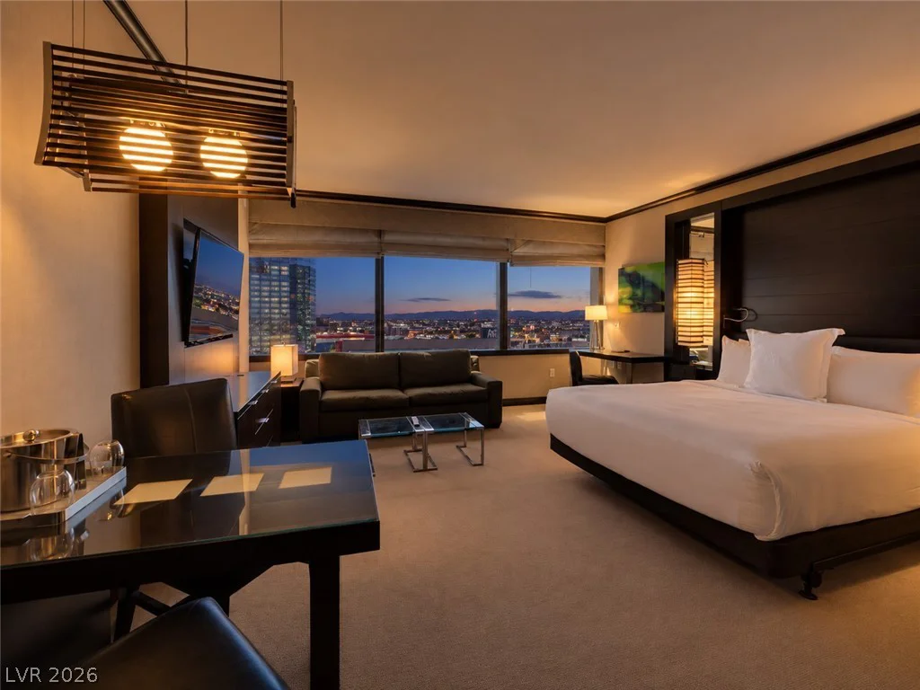 2600 HARMON, Las Vegas, NV 89109