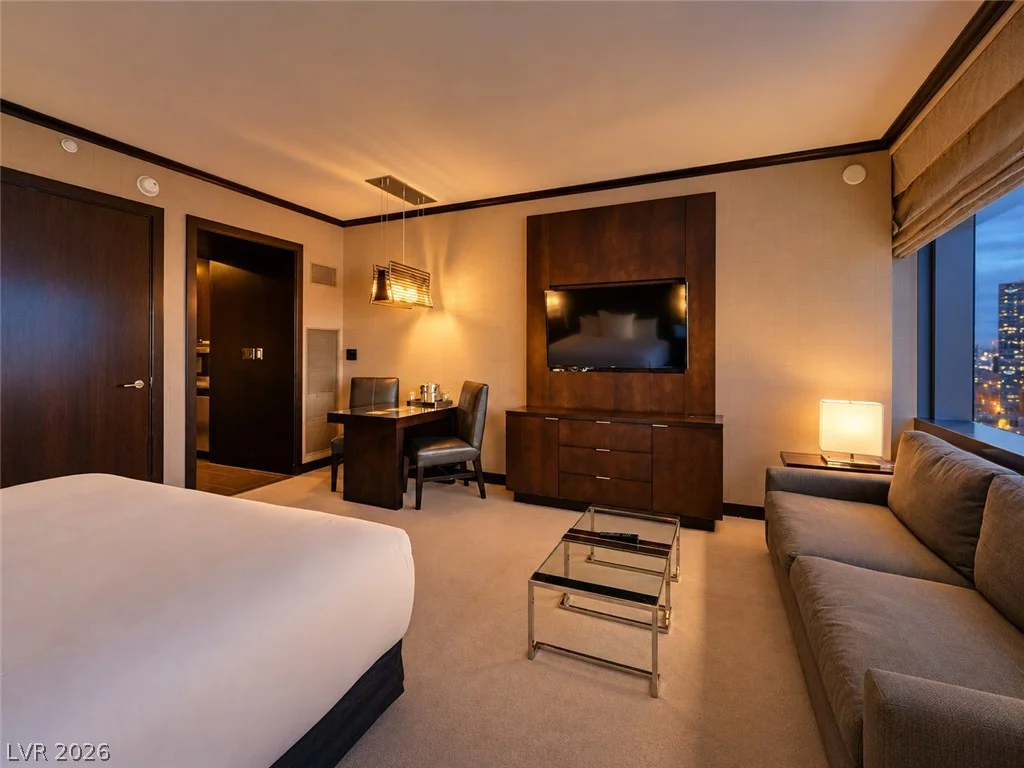 2600 HARMON, Las Vegas, NV 89109