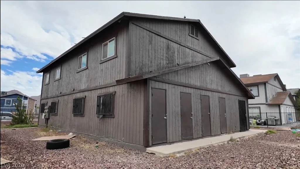 1871 Fulstone, Las Vegas, NV 89115