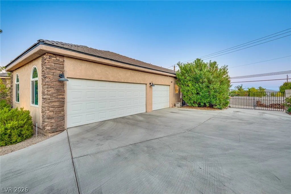5730 Park, Las Vegas, NV 89149