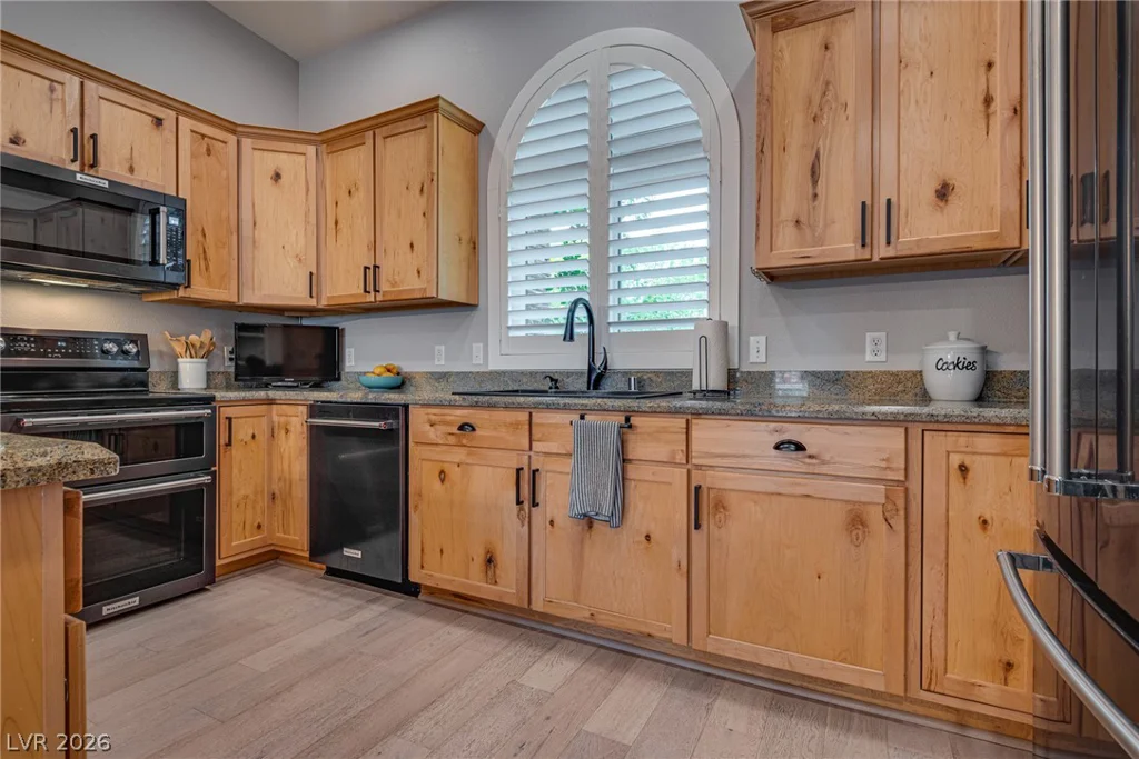 5730 Park, Las Vegas, NV 89149