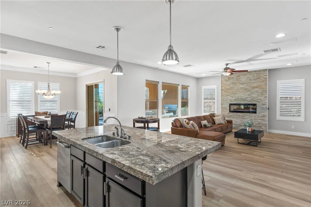 27 Contrada Fiore, Henderson, NV 89011