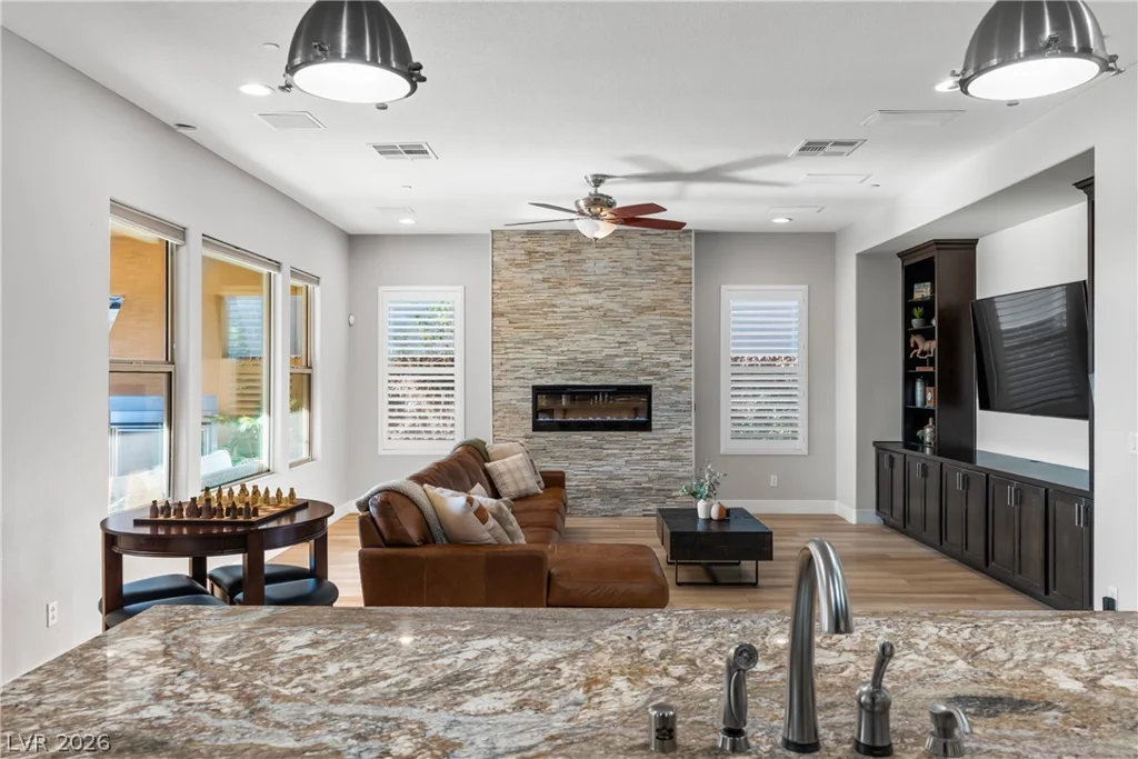 27 Contrada Fiore, Henderson, NV 89011