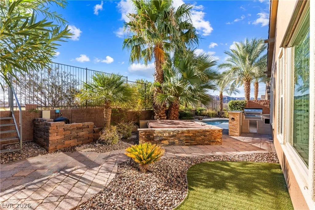 27 Contrada Fiore, Henderson, NV 89011