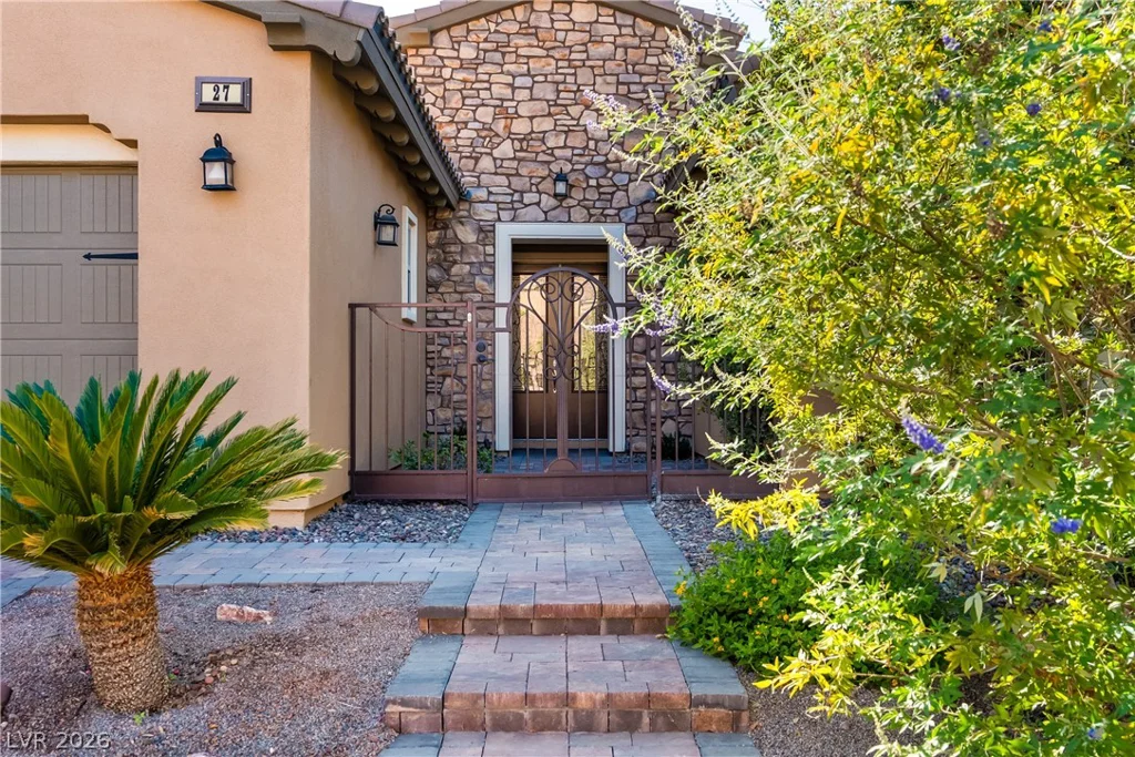 27 Contrada Fiore, Henderson, NV 89011