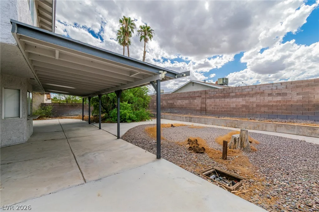 3907 Ebro, Las Vegas, NV 89103
