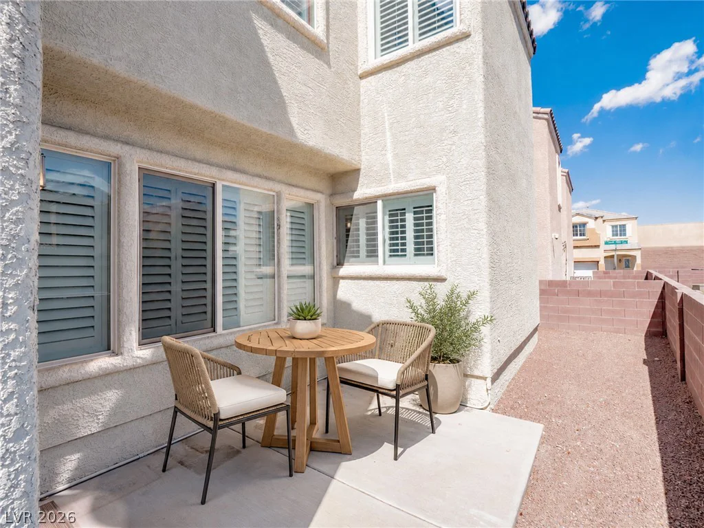 6524 Roundstone Bog, Las Vegas, NV 89139