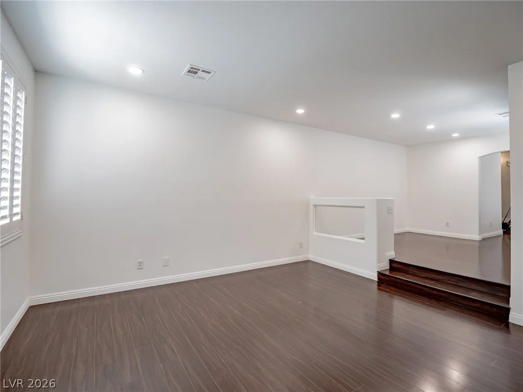 6524 Roundstone Bog, Las Vegas, NV 89139