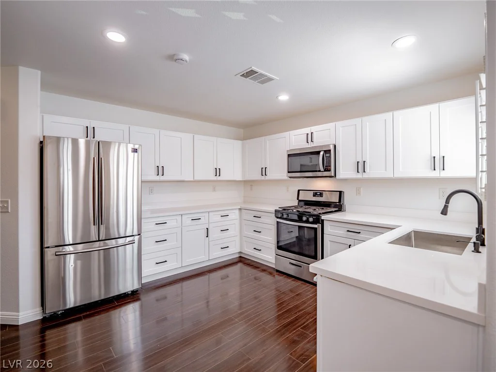6524 Roundstone Bog, Las Vegas, NV 89139