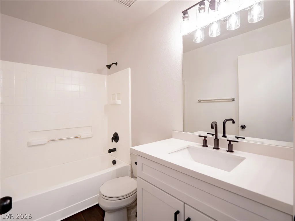 6524 Roundstone Bog, Las Vegas, NV 89139