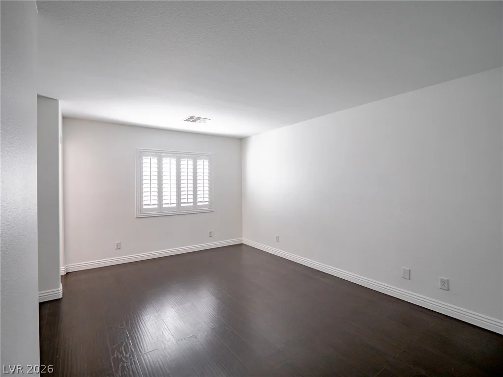 6524 Roundstone Bog, Las Vegas, NV 89139