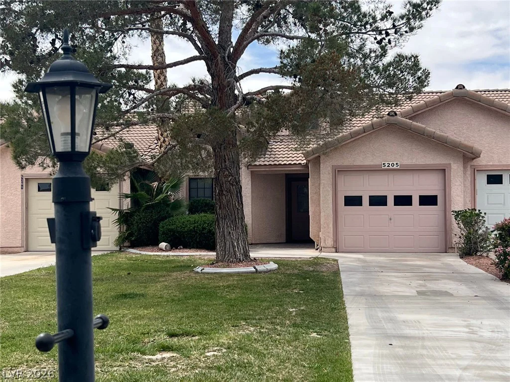 5205 Orchard Hills, Las Vegas, NV 89130