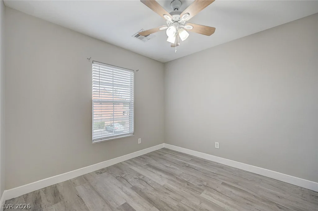 463 Royal Bridge, Las Vegas, NV 89178