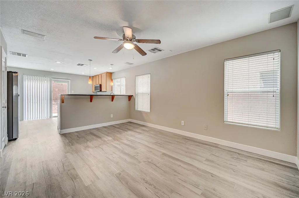 463 Royal Bridge, Las Vegas, NV 89178