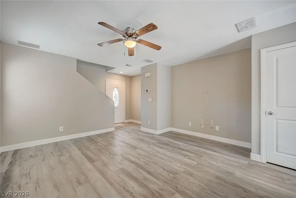 463 Royal Bridge, Las Vegas, NV 89178