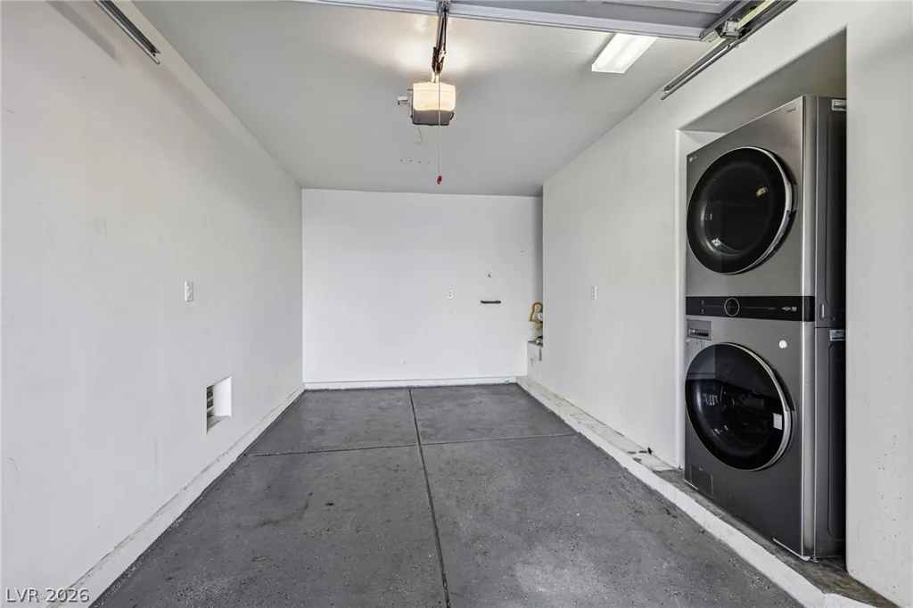 6693 Oxendale, Las Vegas, NV 89139