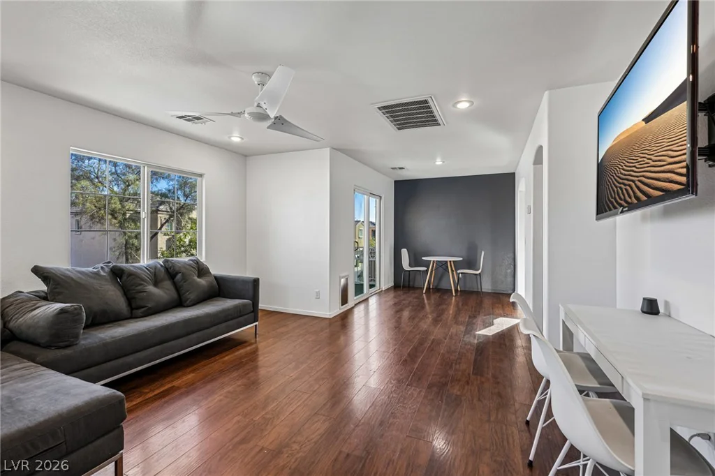 6693 Oxendale, Las Vegas, NV 89139