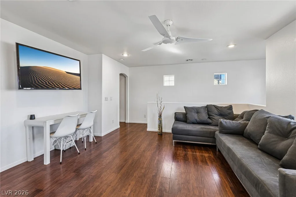 6693 Oxendale, Las Vegas, NV 89139