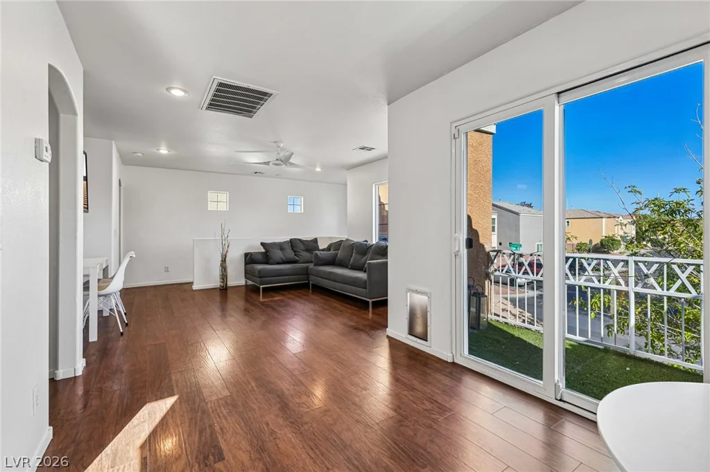 6693 Oxendale, Las Vegas, NV 89139