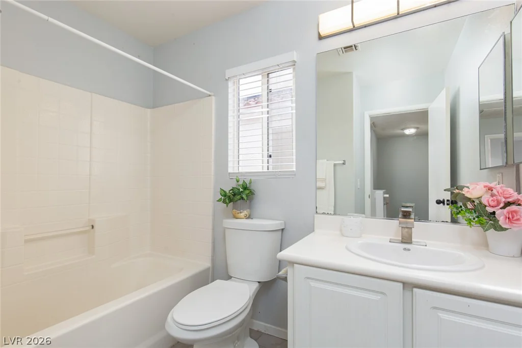 10272 Ghost Gum Street, Las Vegas, NV 89183