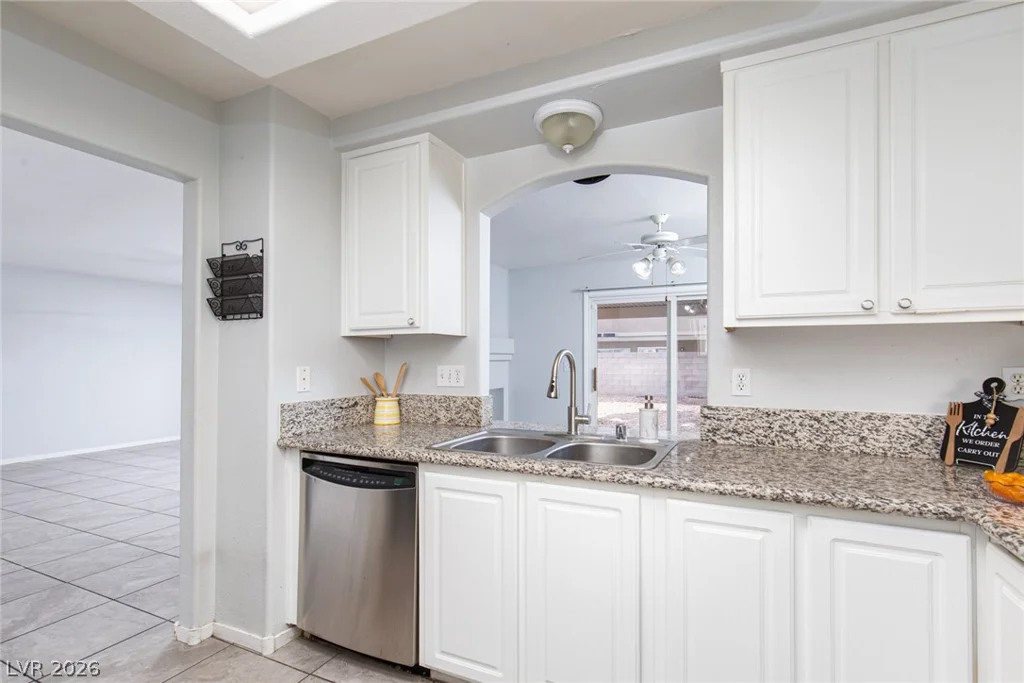 10272 Ghost Gum Street, Las Vegas, NV 89183