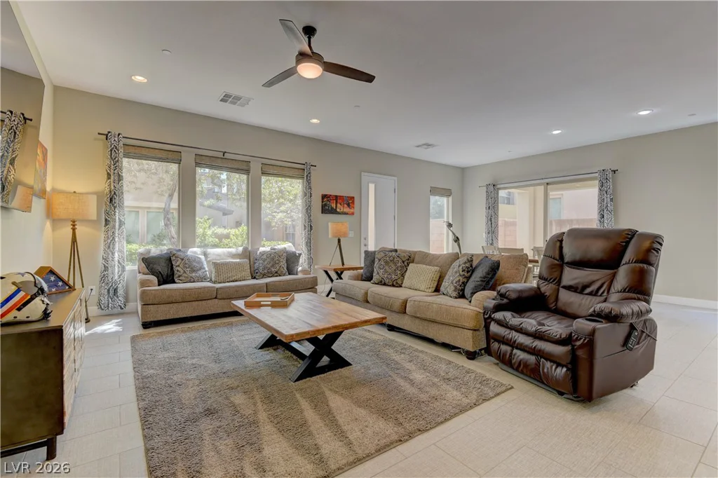 11261 Essence Point, Las Vegas, NV 89135