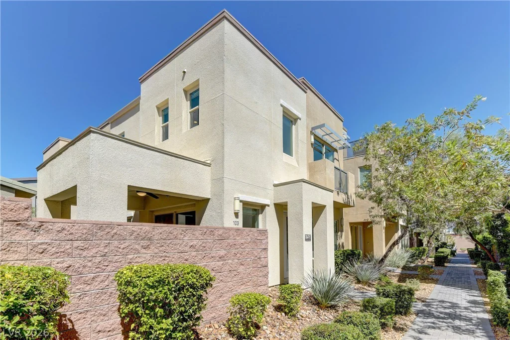 11261 Essence Point, Las Vegas, NV 89135