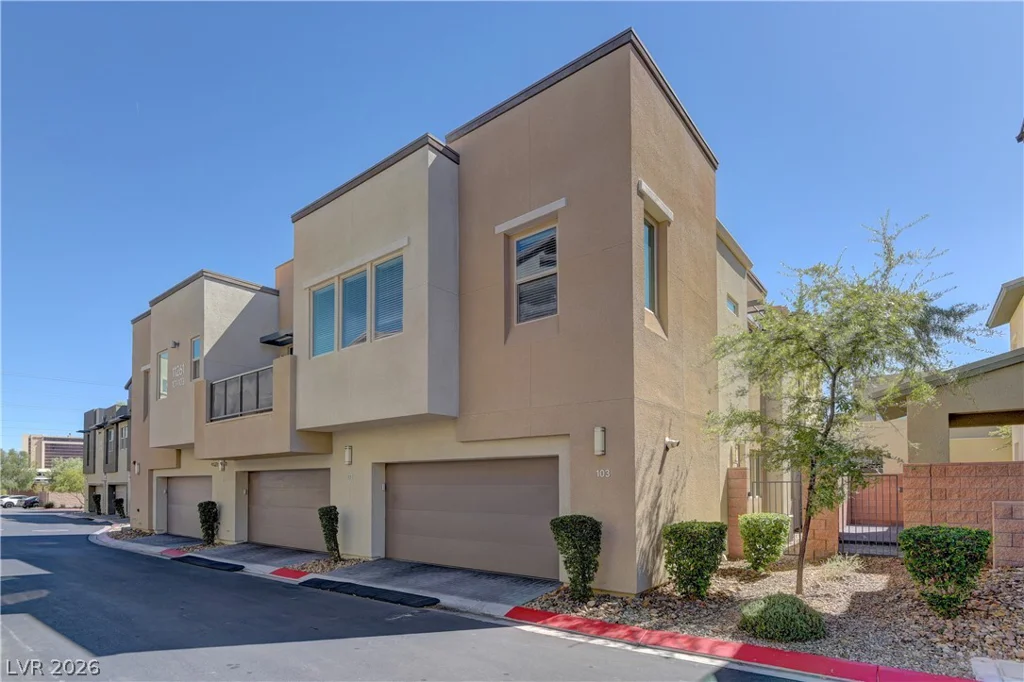 11261 Essence Point, Las Vegas, NV 89135