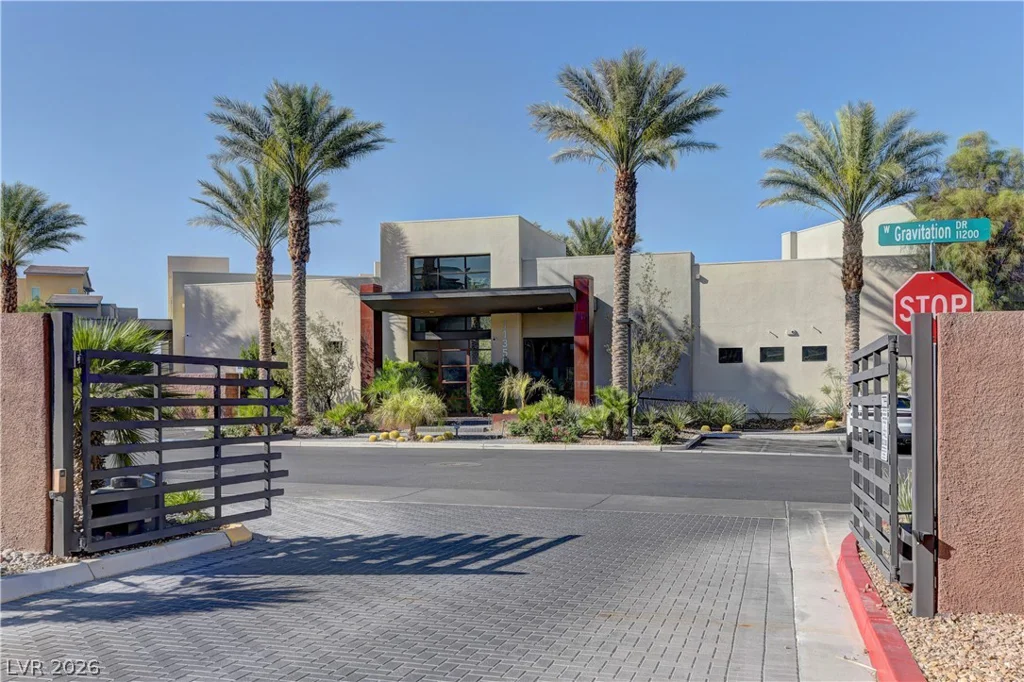 11261 Essence Point, Las Vegas, NV 89135