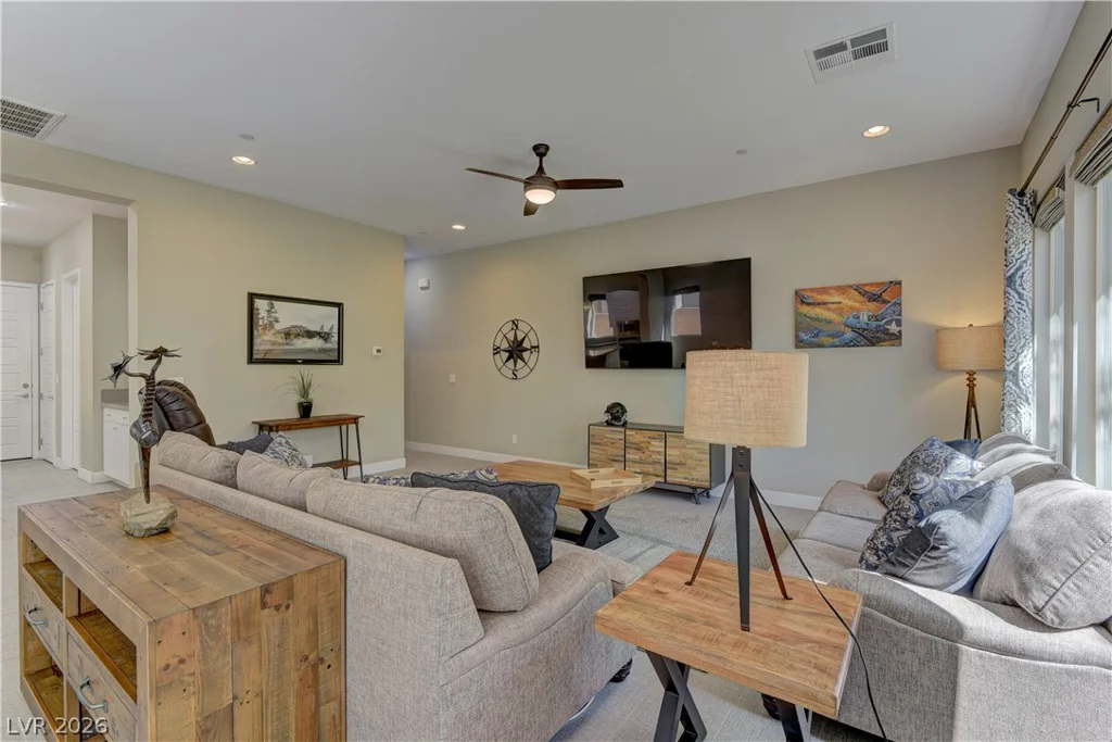 11261 Essence Point, Las Vegas, NV 89135