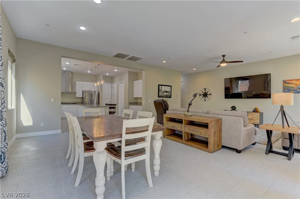 11261 Essence Point, Las Vegas, NV 89135