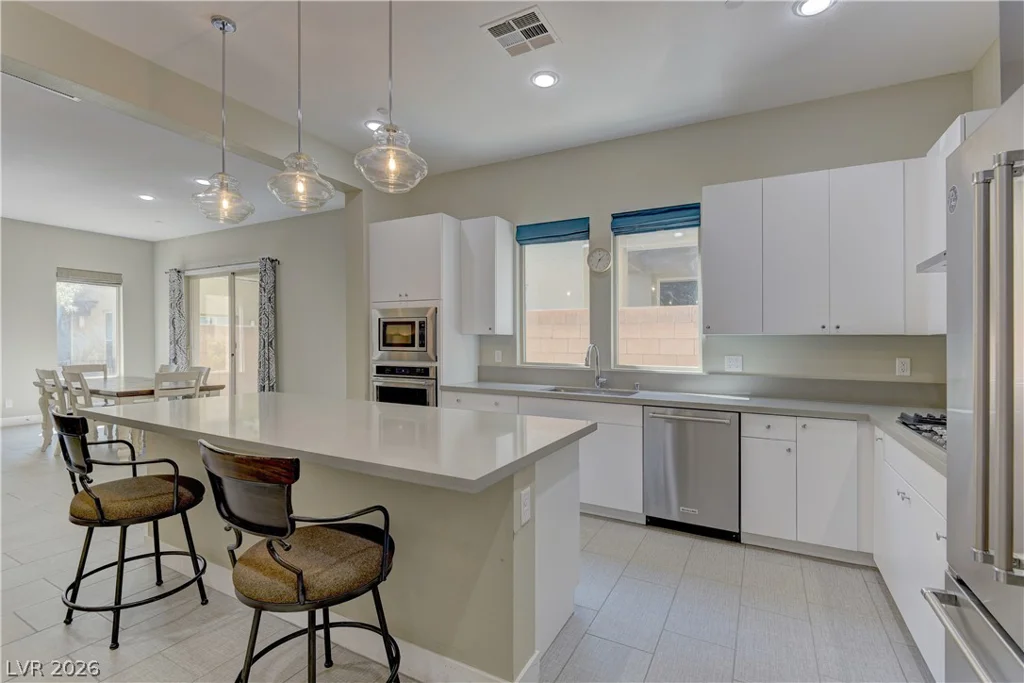 11261 Essence Point, Las Vegas, NV 89135