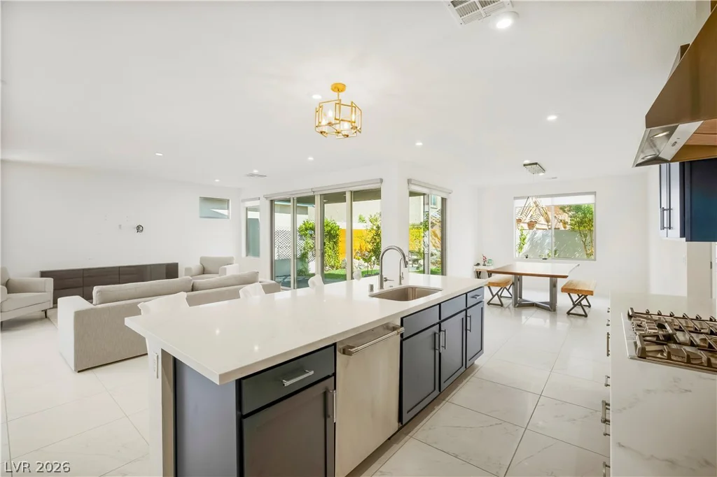 9866 Homestead Mesa, Las Vegas, NV 89141