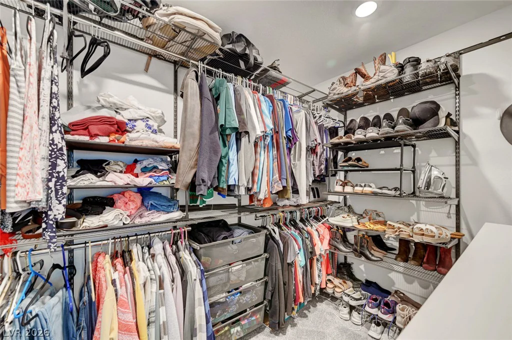 9526 Barnsley Point, Las Vegas, NV 89178