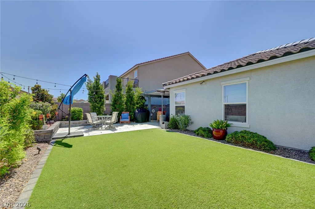 9526 Barnsley Point, Las Vegas, NV 89178