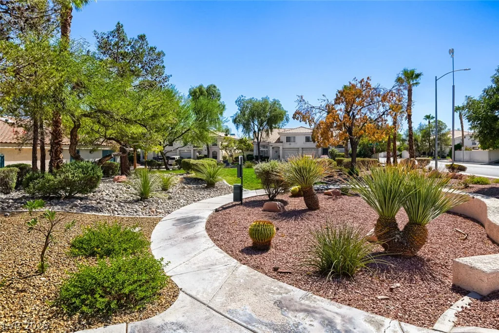 7955 Rochelle, Las Vegas, NV 89147
