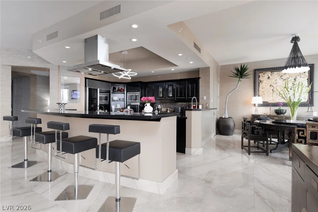 2777 Paradise Rd, Las Vegas, NV 89109