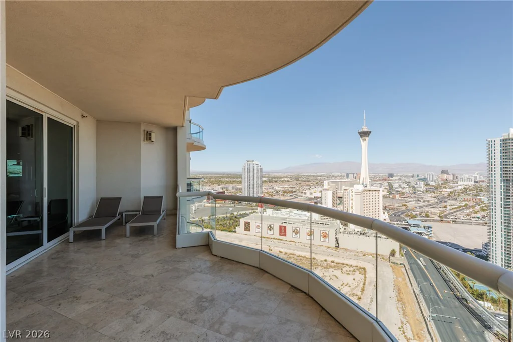 2777 Paradise Rd, Las Vegas, NV 89109