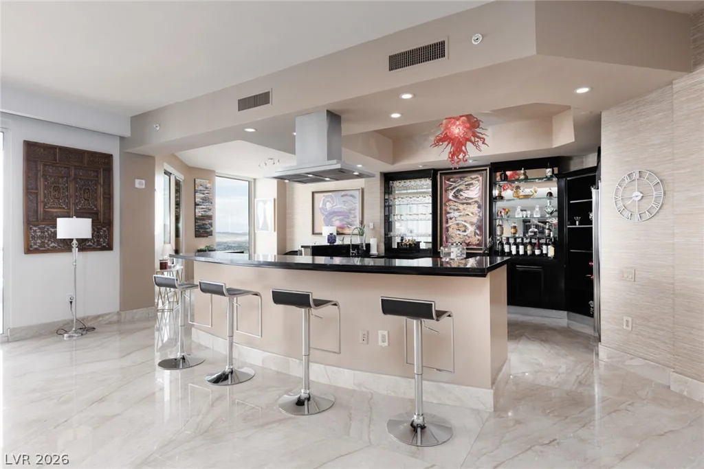 2777 Paradise Rd, Las Vegas, NV 89109