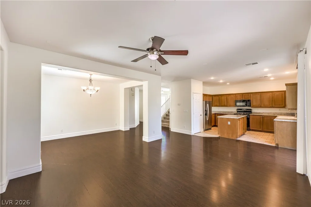 9694 Dieterich, Las Vegas, NV 89148