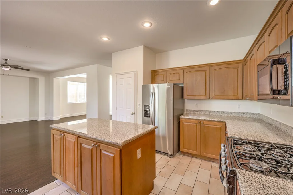 9694 Dieterich, Las Vegas, NV 89148