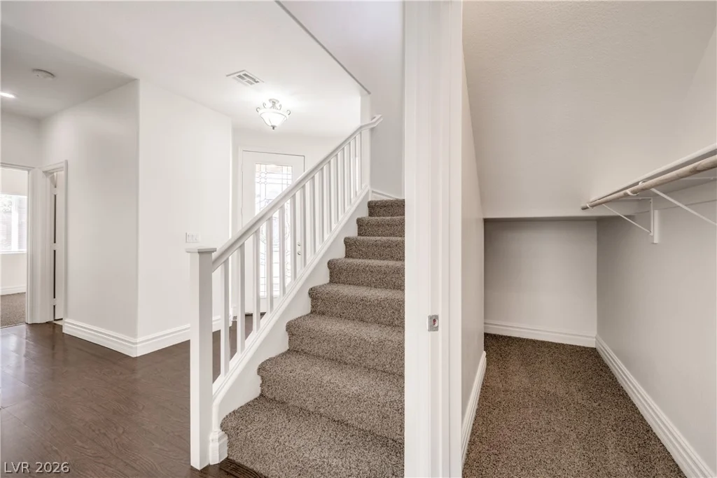 9694 Dieterich, Las Vegas, NV 89148