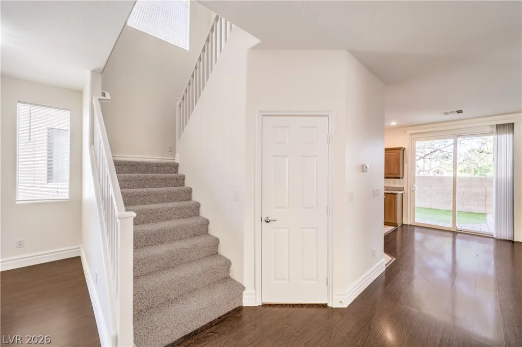 9694 Dieterich, Las Vegas, NV 89148
