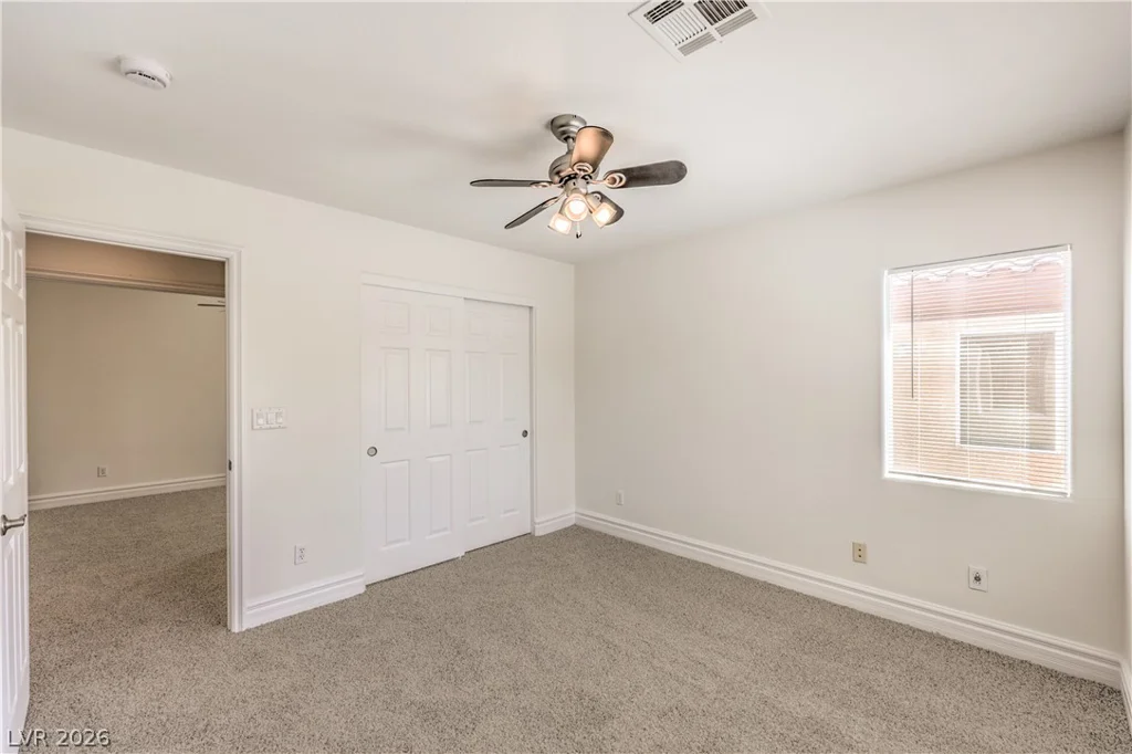 9694 Dieterich, Las Vegas, NV 89148