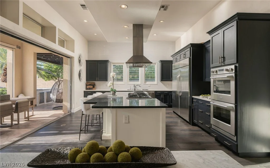 8255 Canyon Tree, Las Vegas, NV 89113