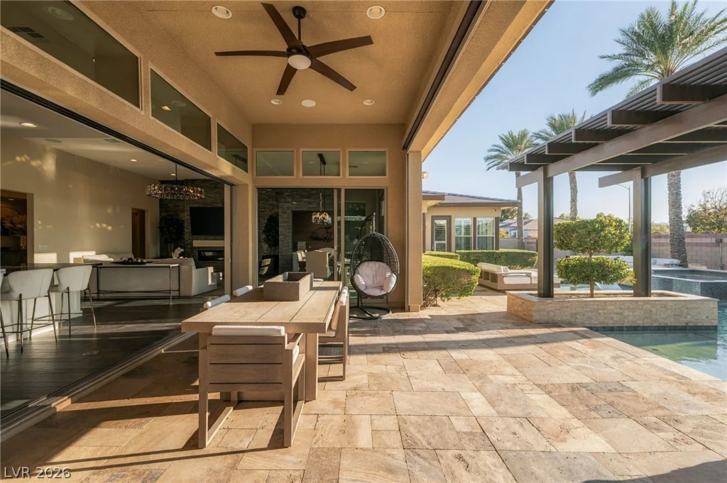 8255 Canyon Tree, Las Vegas, NV 89113