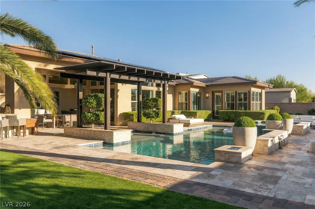 8255 Canyon Tree, Las Vegas, NV 89113