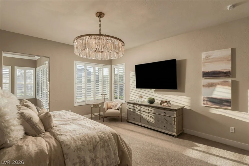 8255 Canyon Tree, Las Vegas, NV 89113