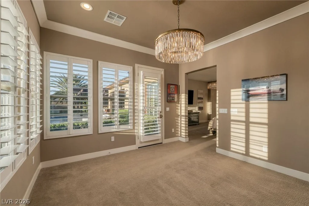 8255 Canyon Tree, Las Vegas, NV 89113